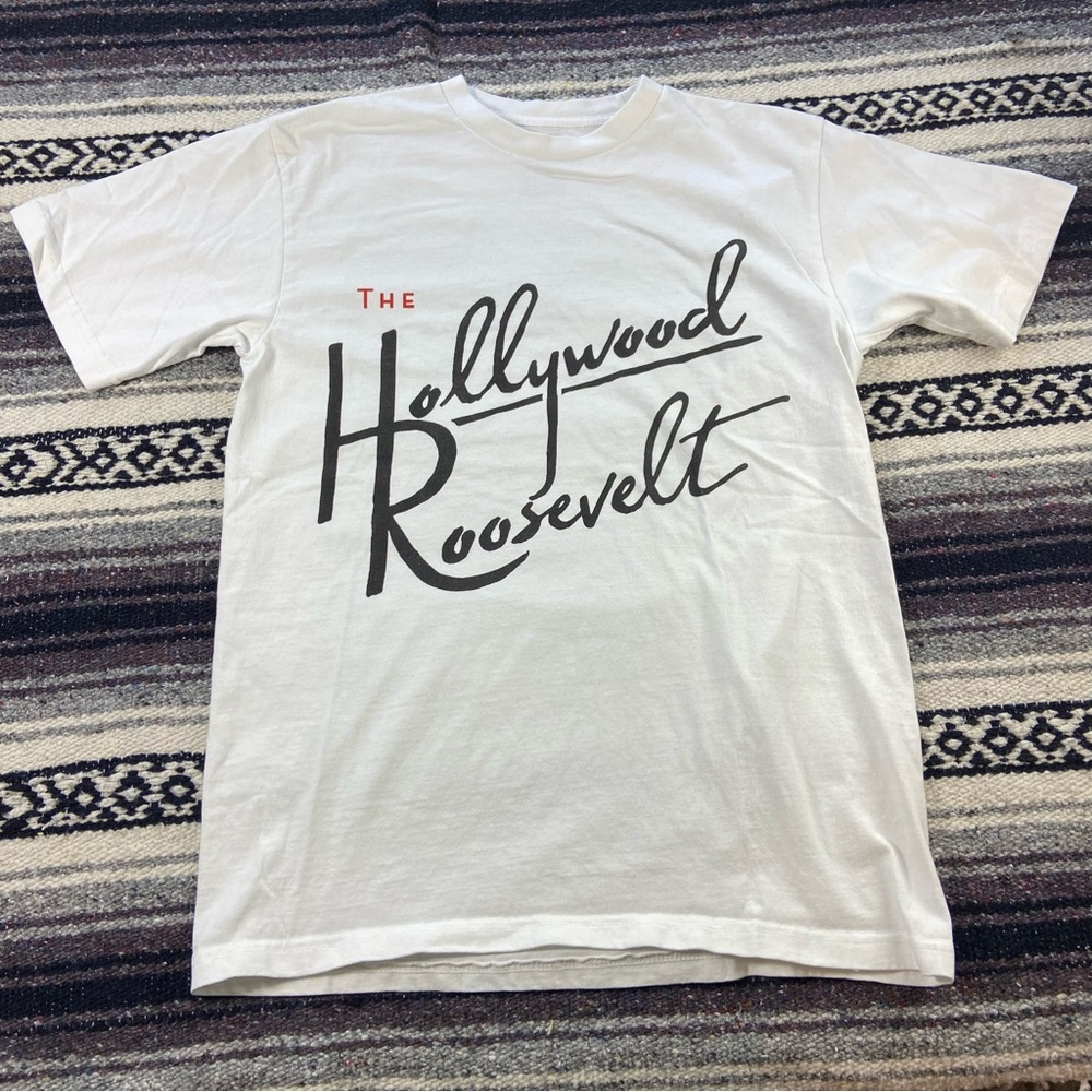 Retro The Hollywood Roosevelt Hotel White T-Shirt Tee Short Sleeve Vintage-Style